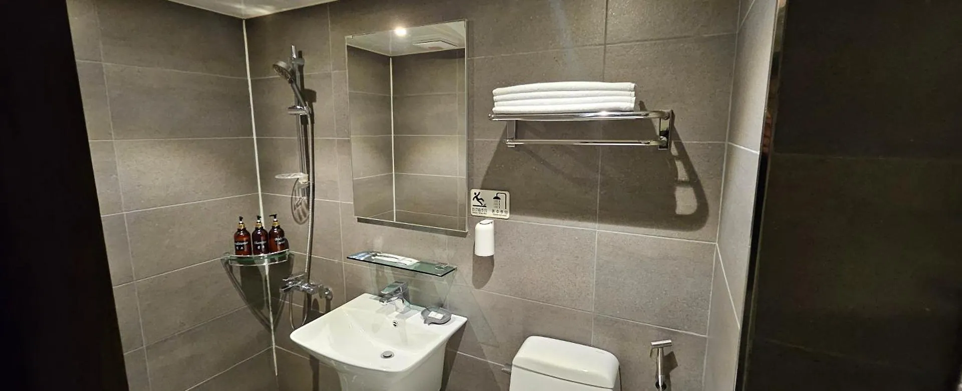 Billz Hotels Seoul 0*,